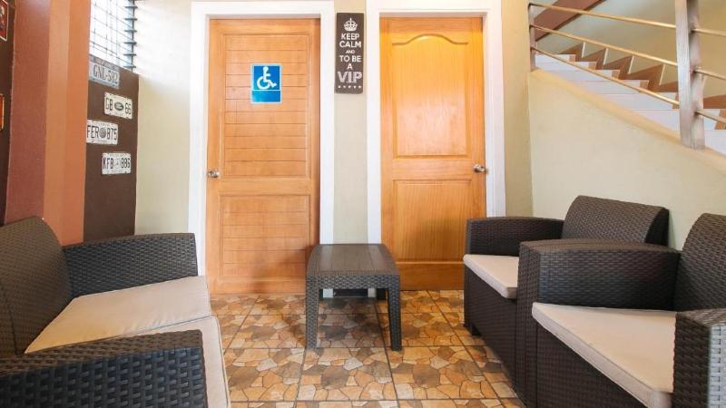 Photo of RedDoorz near Lapasan Plaza Cagayan De Oro, 3-star hotel in Cagayan de Oro