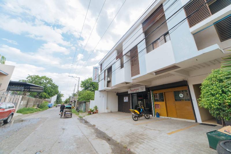 Photo of RedDoorz near New Government Center, 3-star hotel in Bacolod