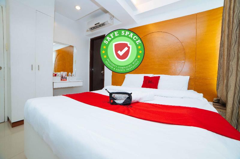 RedDoorz near SM Batangas City, 2-star hotel in Batangas City