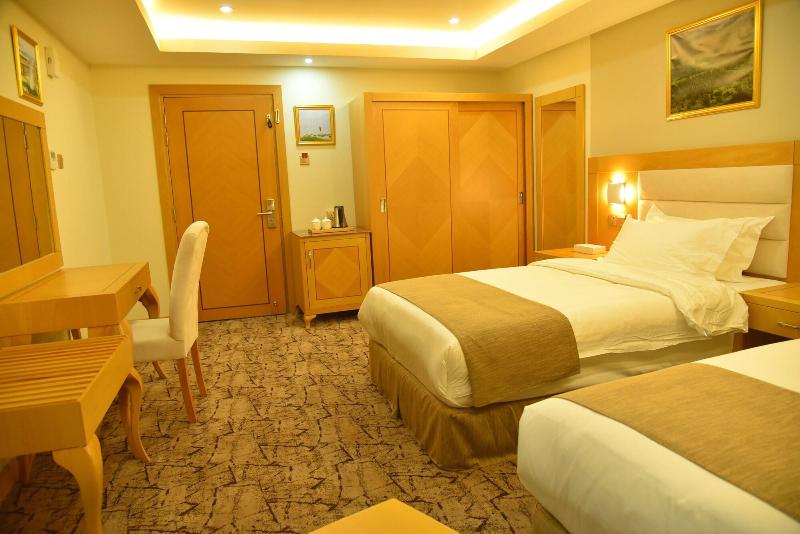 Photo of Muscat Plaza Hotel, 4-star hotel in Muscat