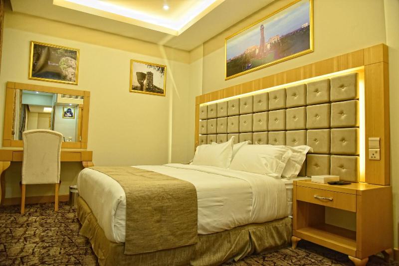 Photo of Muscat Plaza Hotel, 4-star hotel in Muscat