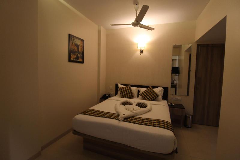 Photo of The Myriad, 3-star hotel in Mumbai (and vicinity)