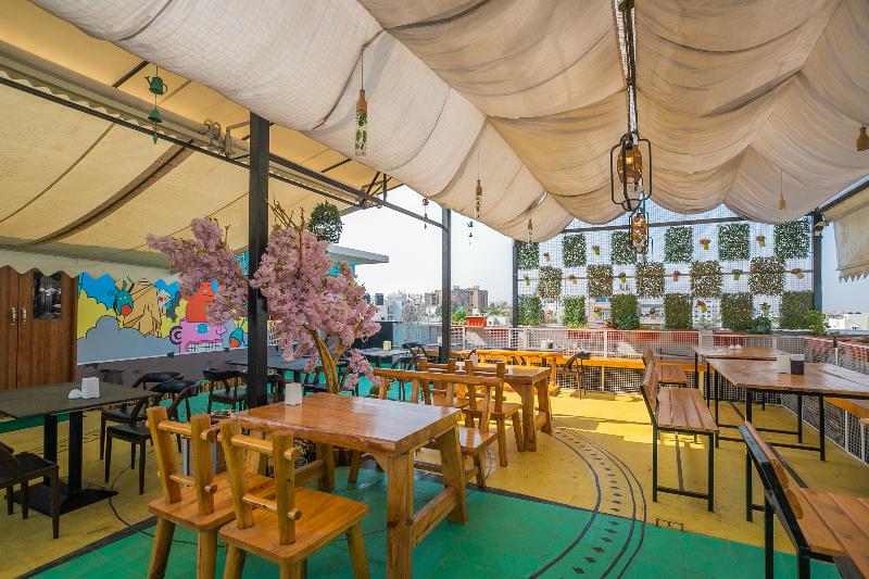 Photo of Vihaari 24 Business Hotel, 3-star hotel in Bengaluru (and vicinity)