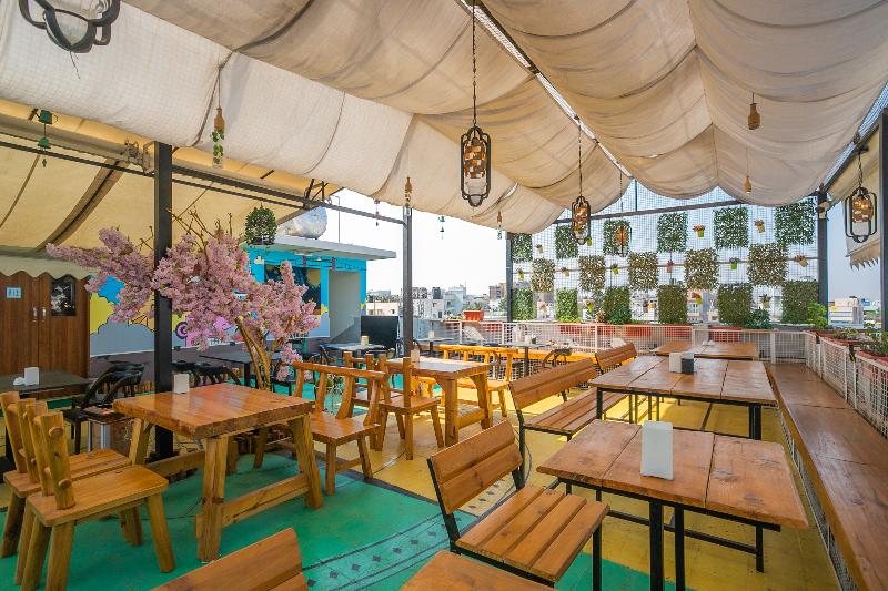 Photo of Vihaari 24 Business Hotel, 3-star hotel in Bengaluru (and vicinity)