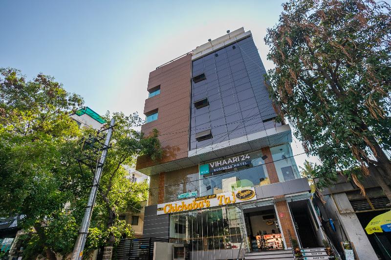 Photo of Vihaari 24 Business Hotel, 3-star hotel in Bengaluru (and vicinity)