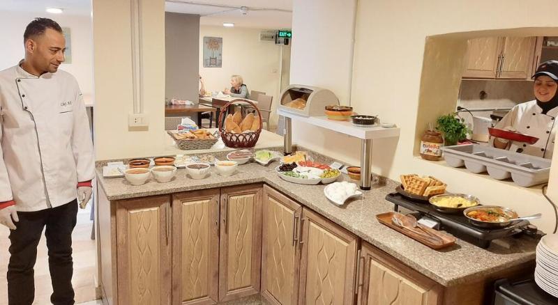 Photo of Layaali Amman, 1-star hotel in Amman (and vicinity)