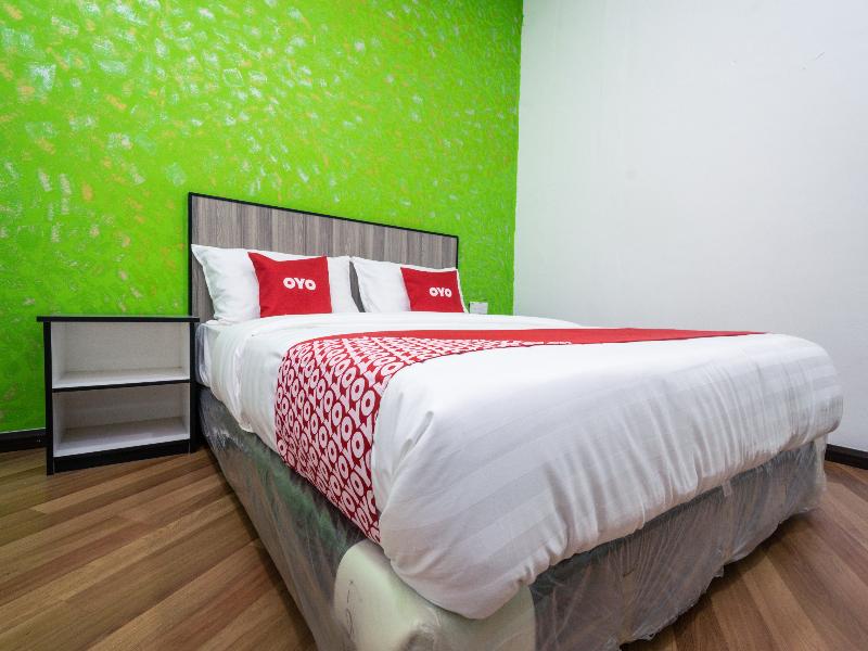 Photo of Hotel O 69 Room 4 Stay, 2-star hotel in Sibu