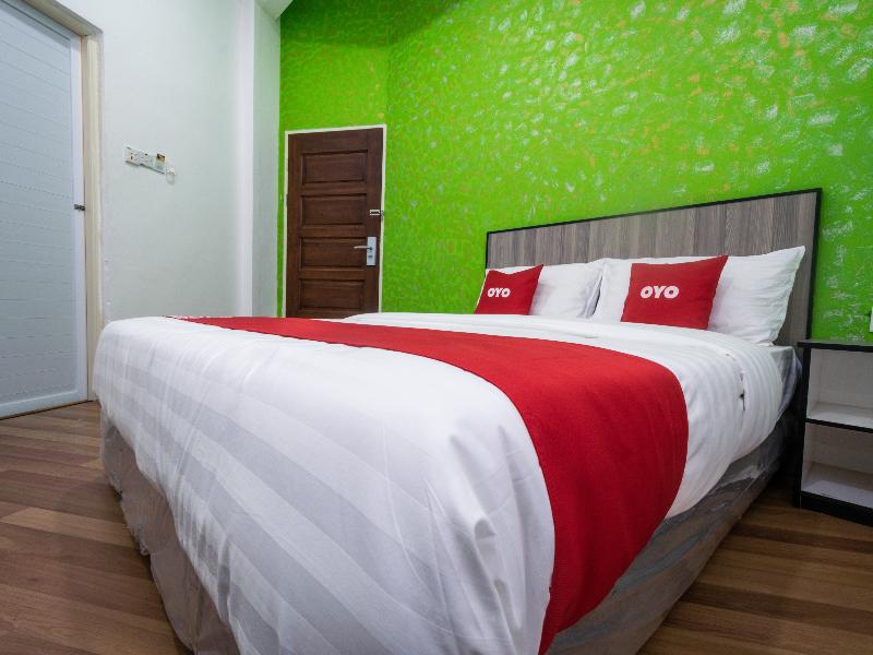 Photo of Hotel O 69 Room 4 Stay, 2-star hotel in Sibu