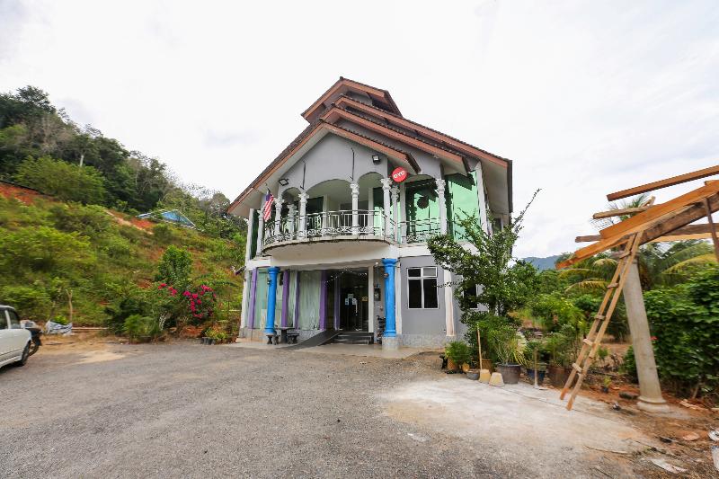 Photo of OYO 89933 Nun Hotel, 2-star hotel in Jeli