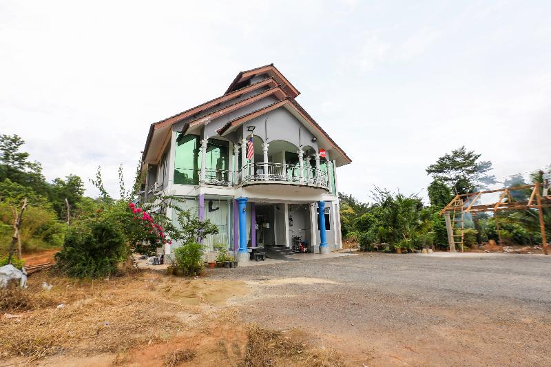 Photo of OYO 89933 Nun Hotel, 2-star hotel in Jeli