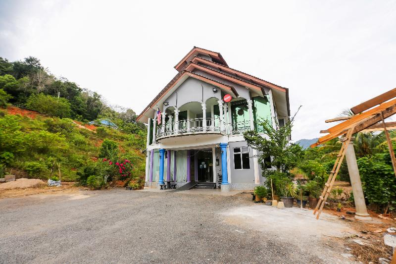 Photo of OYO 89933 Nun Hotel, 2-star hotel in Jeli