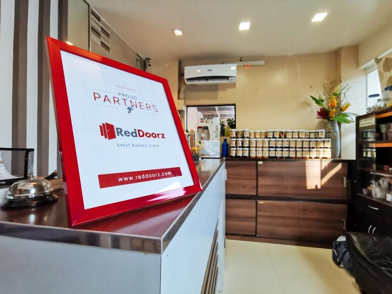 Photo of RedDoorz Plus near Robinsons Place Gensan, 3-star hotel in General Santos