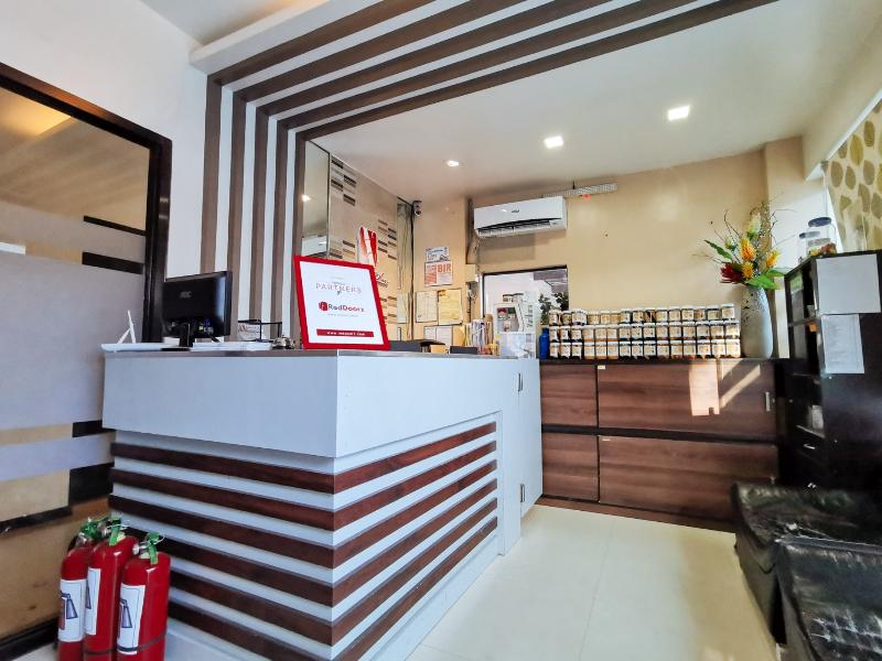 Photo of RedDoorz Plus near Robinsons Place Gensan, 3-star hotel in General Santos