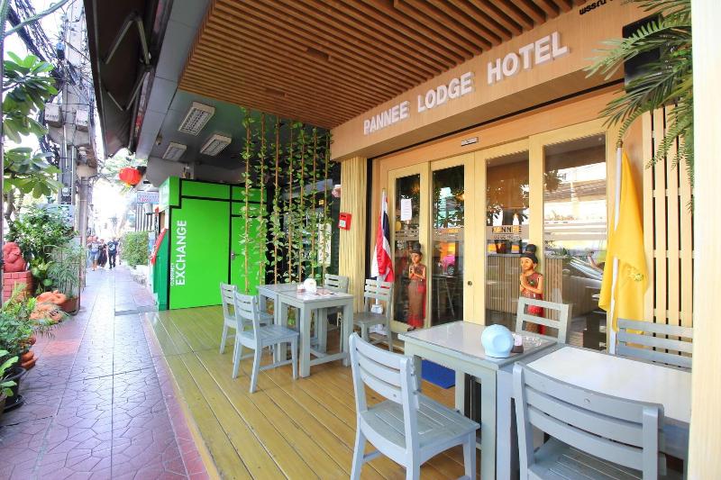 Photo of Super OYO 483 Pannee Hotel Khaosan, 2-star hotel in Bangkok (and vicinity)
