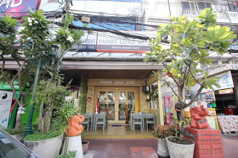 Photo of Super OYO 483 Pannee Hotel Khaosan, 2-star hotel in Bangkok (and vicinity)