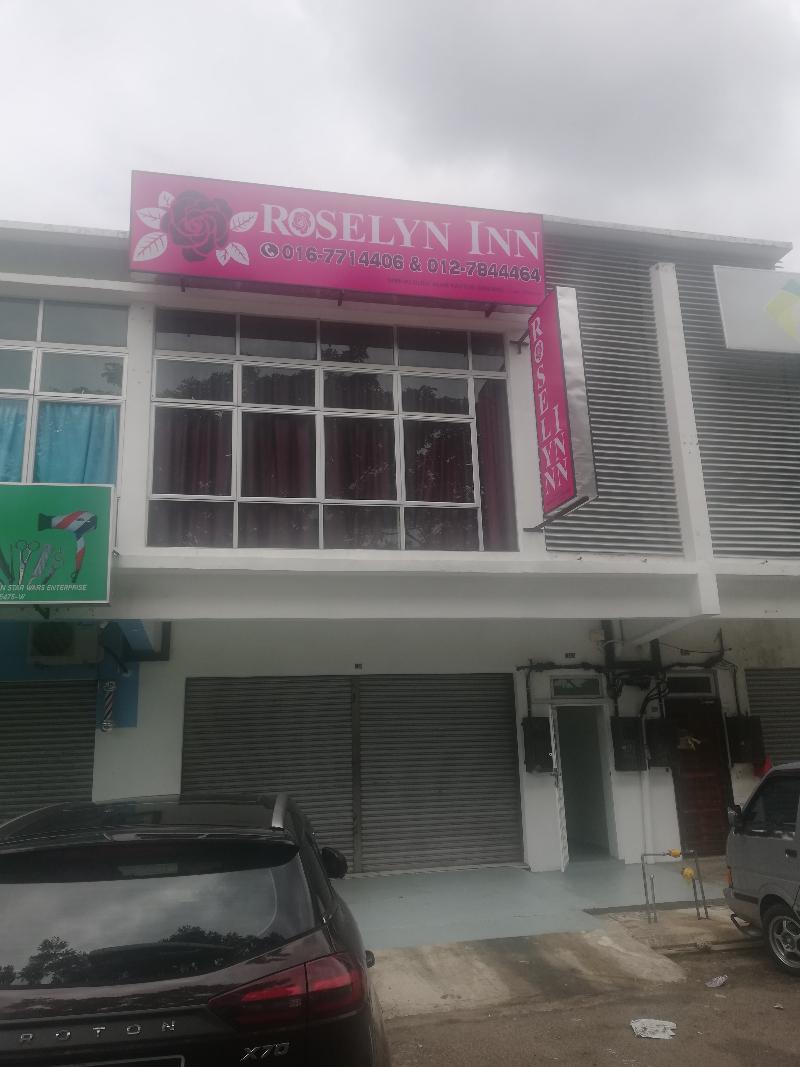 Photo of Hotel O Roselyn Inn 2, 2-star hotel in Pasir Gudang