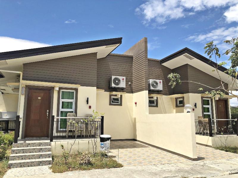 Photo of Sea Garden Resort Iloilo hotel in Leganes