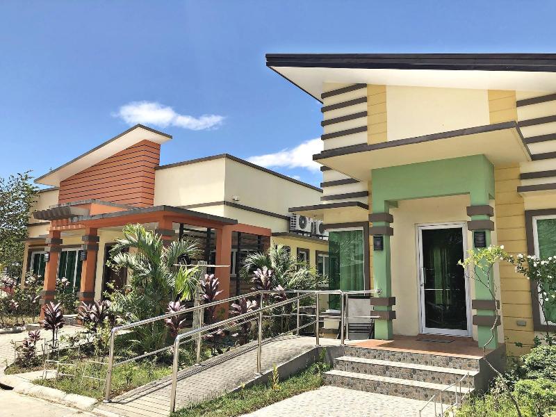 Photo of Sea Garden Resort Iloilo hotel in Leganes