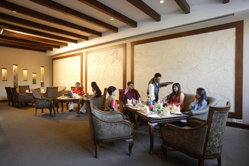 Photo of Hotel Express Towers, 4-star hotel in Vadodara