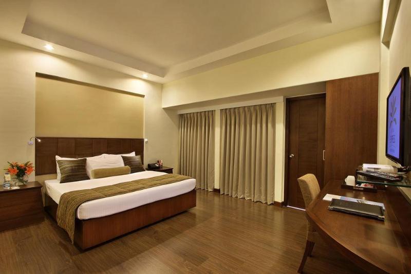Photo of Hotel Express Towers, 4-star hotel in Vadodara