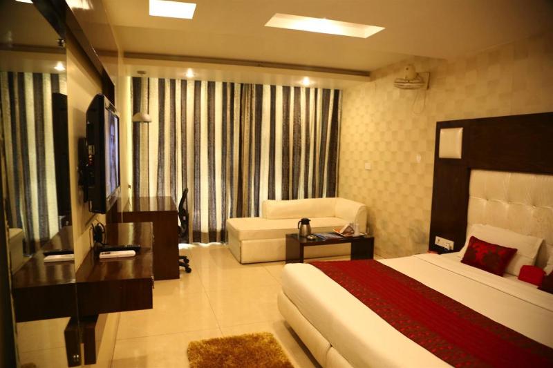 Photo of Hotel Diamond Plaza, 3-star hotel in Chandigarh (and vicinity)