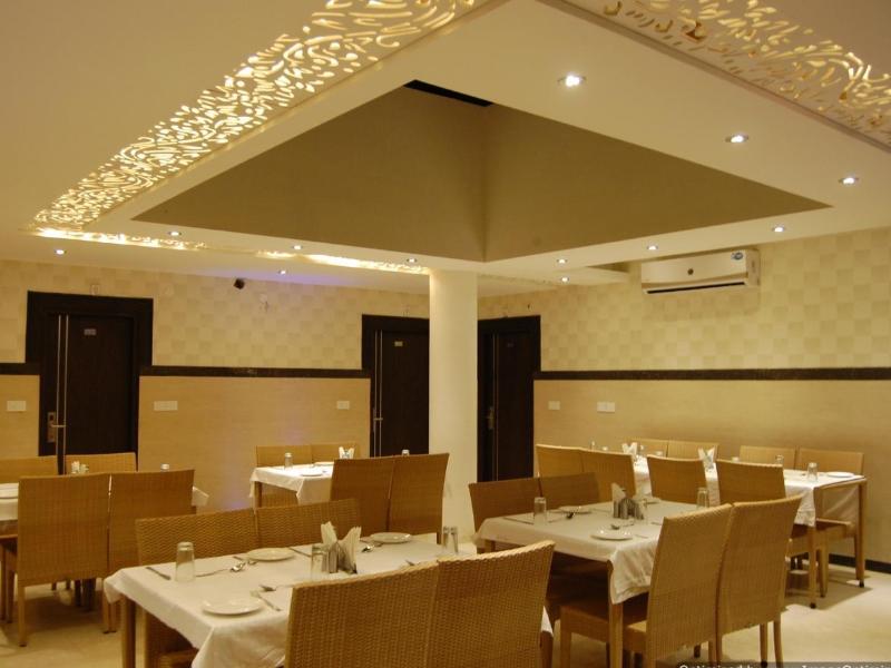 Photo of Hotel Diamond Plaza, 3-star hotel in Chandigarh (and vicinity)
