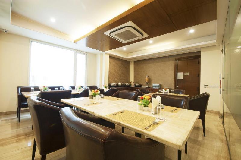 Photo of Alpina Hotels & Suites, 3-star hotel in Delhi (and vicinity)