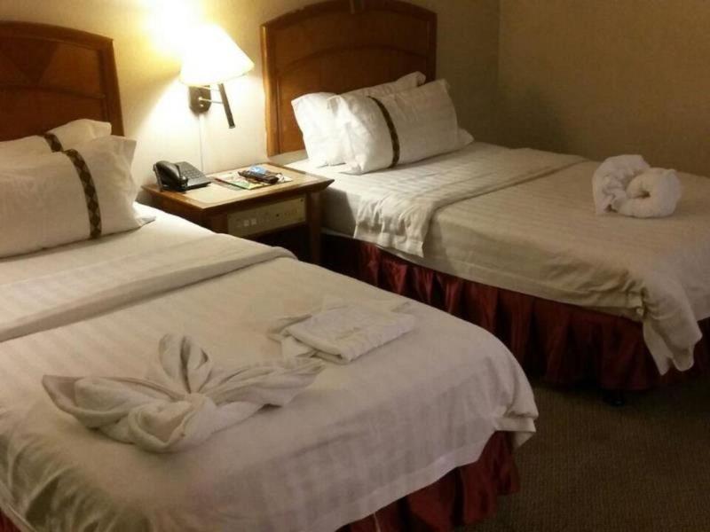 Hotel DeLeeton, Singapore