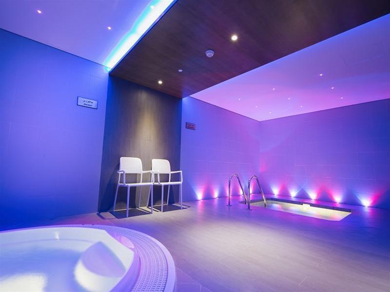 Photo of Ayla Bawadi Hotel & Mall, 5-star hotel in Abu Dhabi