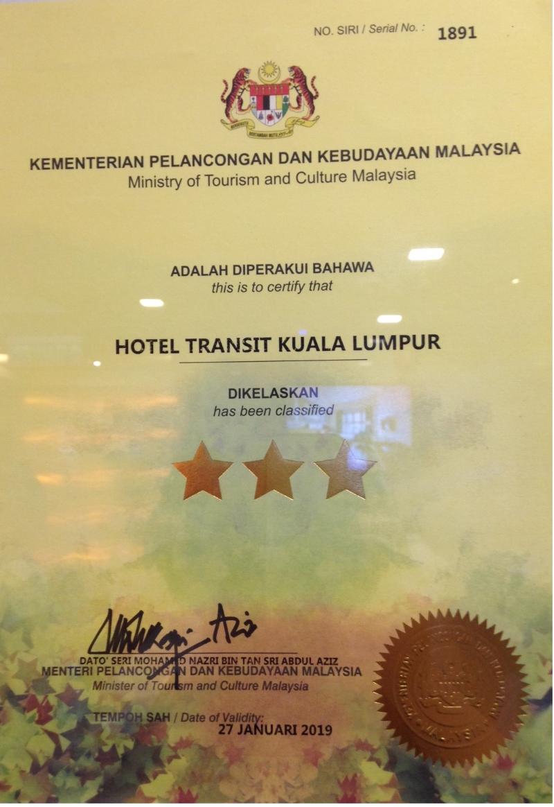 Hotel Transit Kuala Lumpur, Singapore
