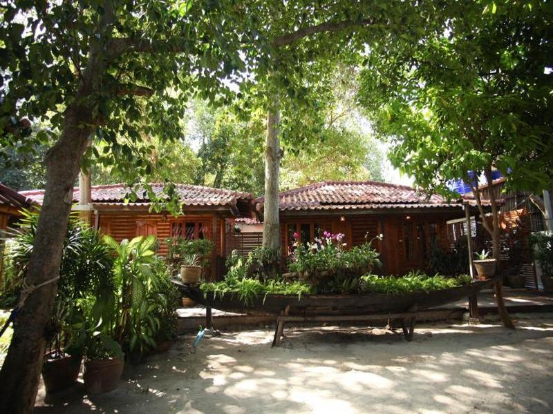 Tonsak Resort exterior, 3-Star hotel in Koh Samet