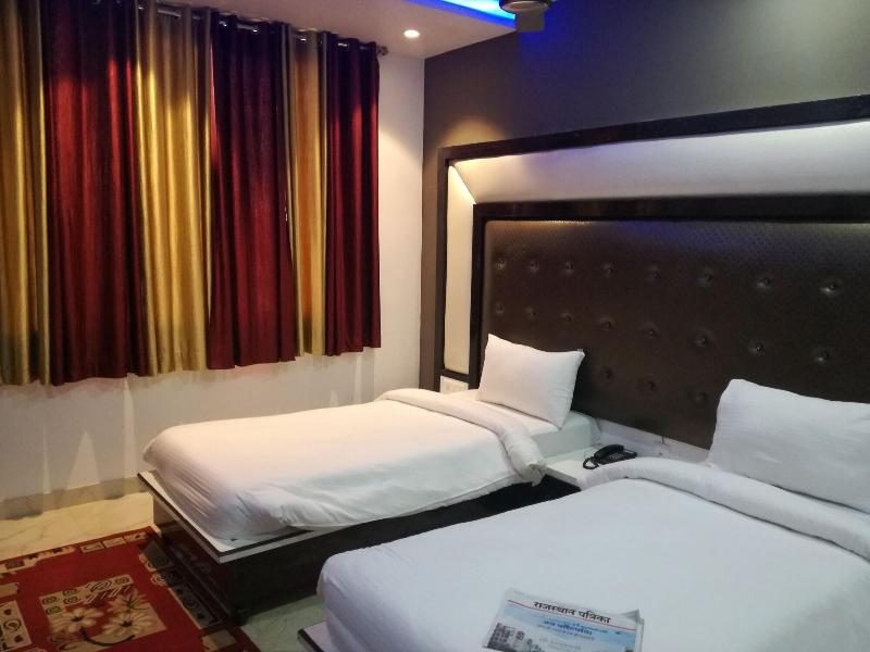 Photo of Hotel Dhanraj Palace, 3-star hotel in Bharatpur