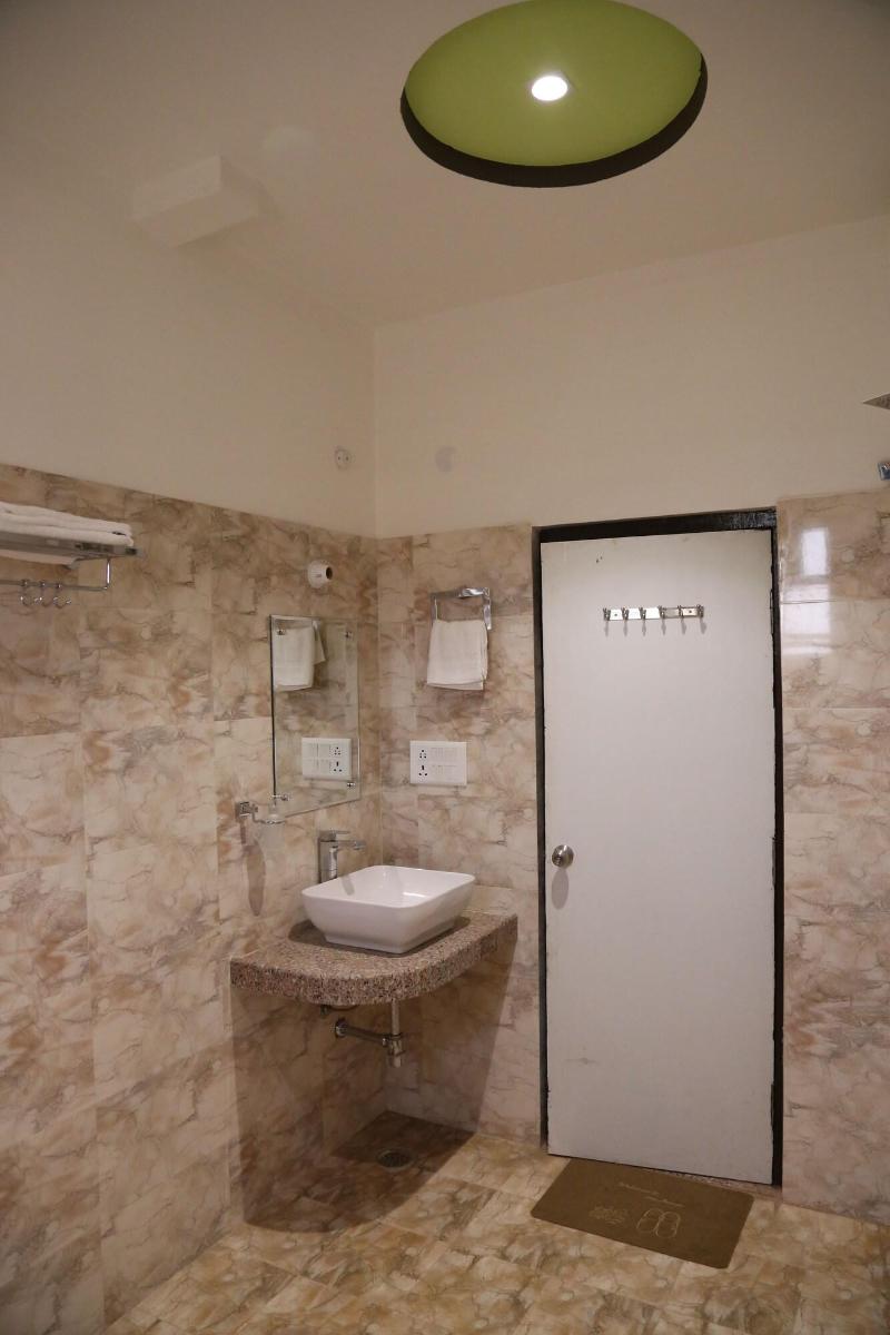 Photo of Hotel Dhanraj Palace, 3-star hotel in Bharatpur