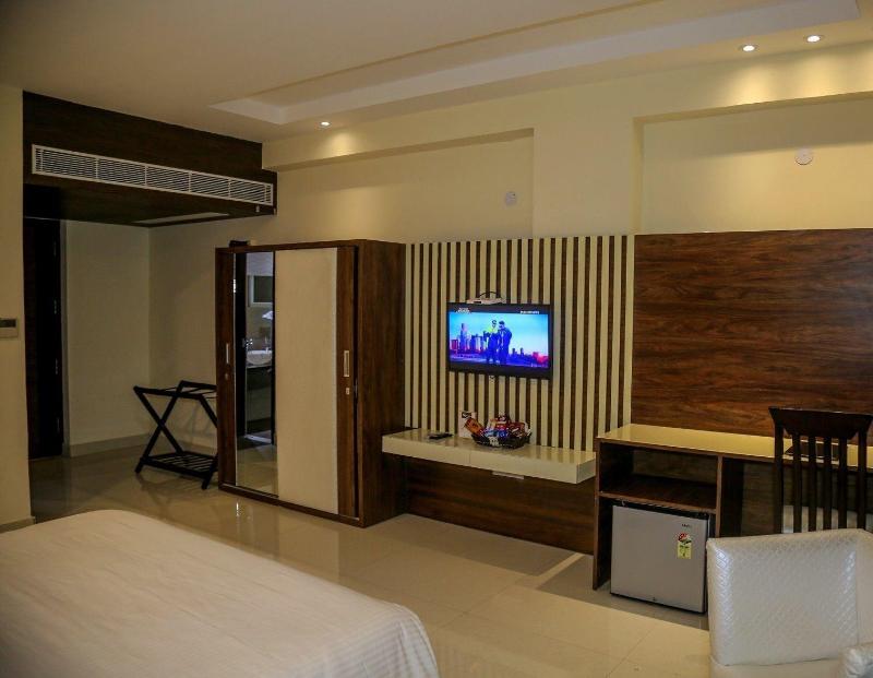 Photo of Kingdom Hotel, 3-star hotel in Moga