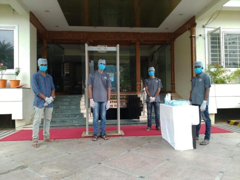 Photo of Hotel MGM Grand, 3-star hotel in Srikalahasti