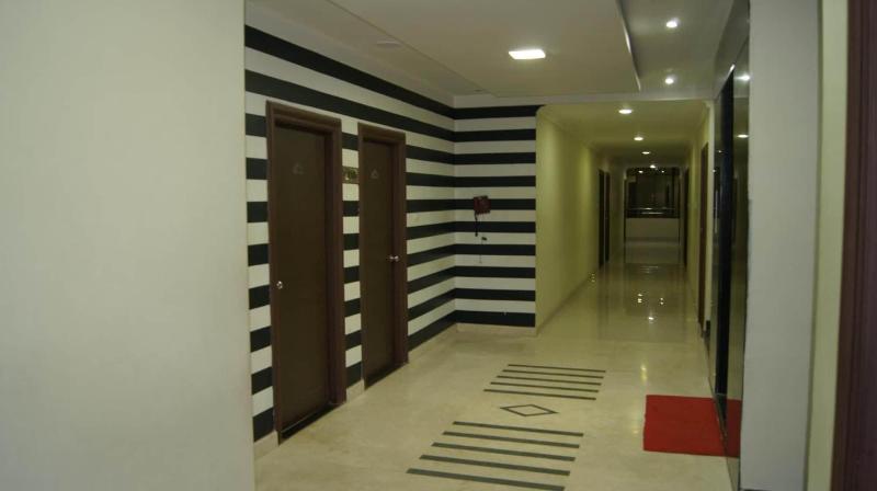 Photo of Hotel MGM Grand, 3-star hotel in Srikalahasti