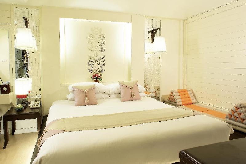 The Mellow Pillow at Chiang Mai Gate, Singapore