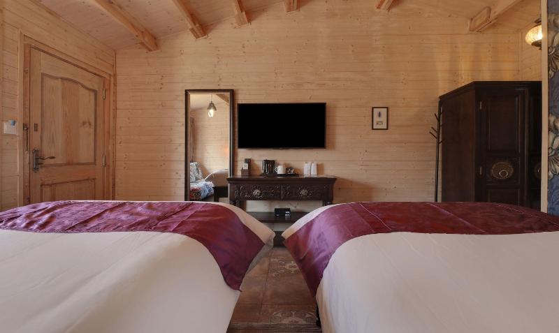 Photo of Treebo Premium Blue Mountain Country Club And Resort, 3-star hotel in Siliguri