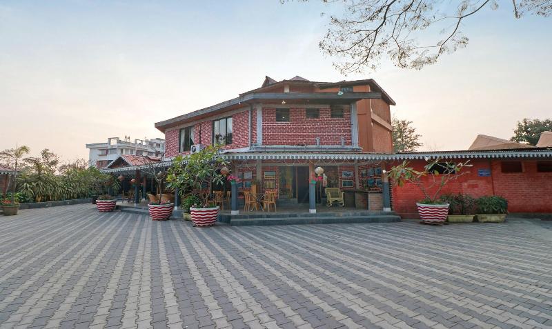 Photo of Treebo Premium Blue Mountain Country Club And Resort, 3-star hotel in Siliguri