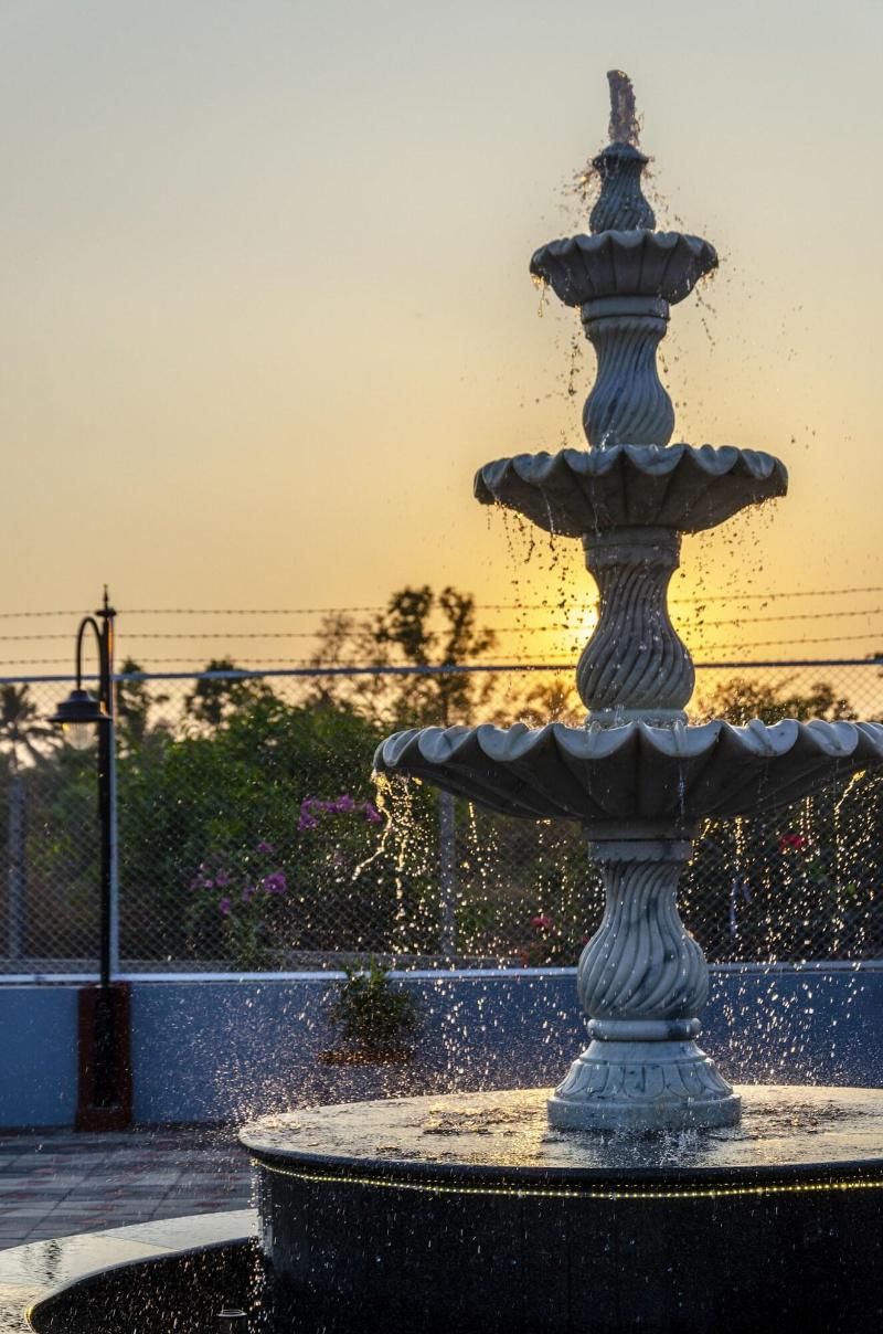 Photo of Salcete Beach Resort, 3-star hotel in Colva