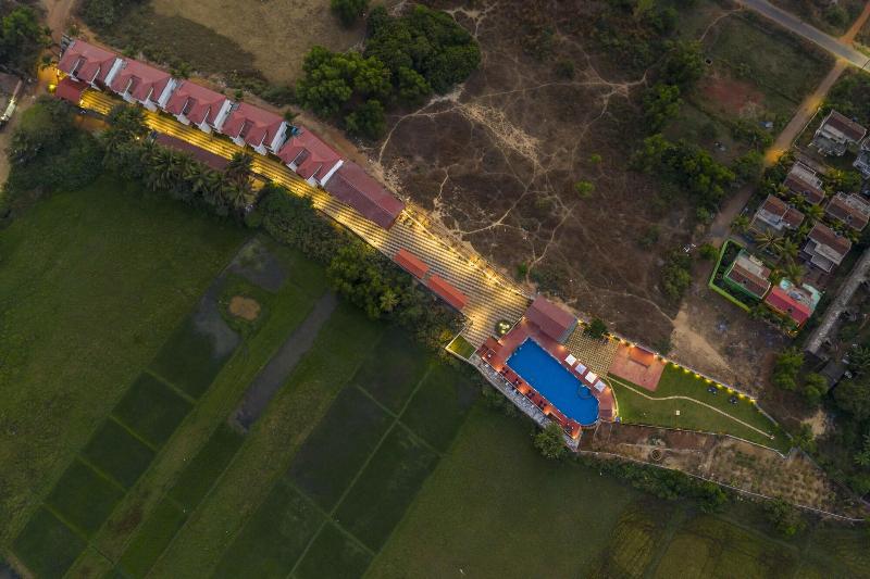 Photo of Salcete Beach Resort, 3-star hotel in Colva