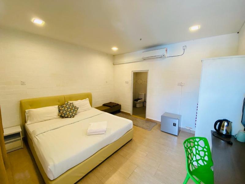Photo of D'Lima Beach Inn, 3-star hotel in Langkawi