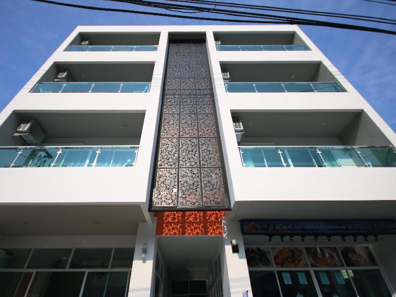 Karon Sea Side, Singapore