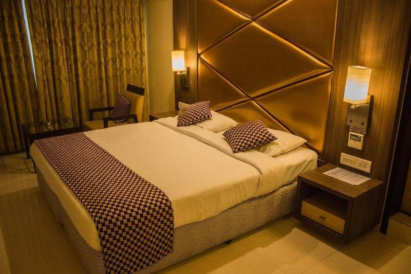 Photo of Hotel Corporate, 3-star hotel in Mumbai (and vicinity)