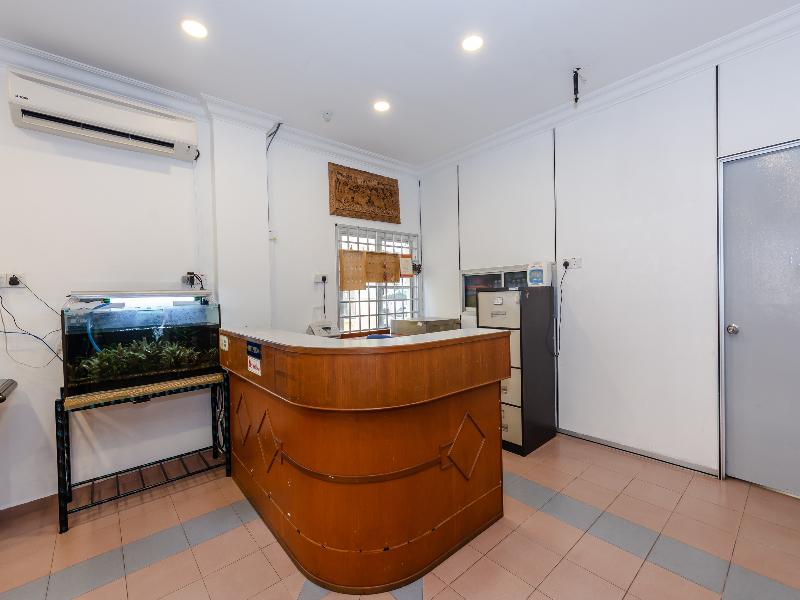 Photo of OYO 1090 Hollitel Hotel Melaka, 2-star hotel in Malacca