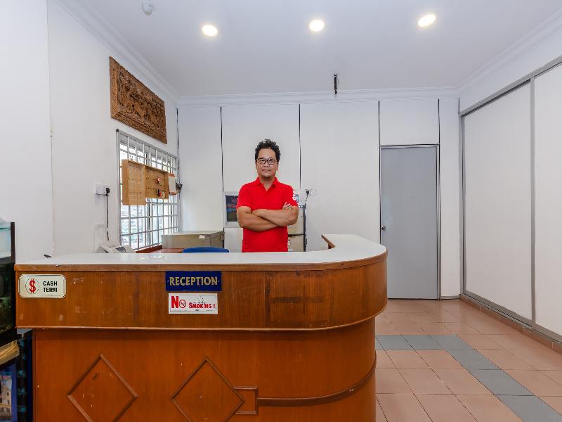Photo of OYO 1090 Hollitel Hotel Melaka, 2-star hotel in Malacca