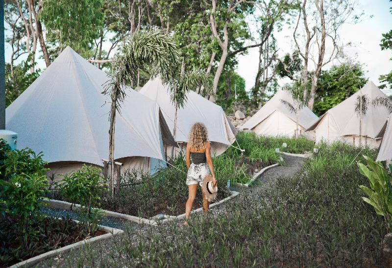 Photo of Roost Glamping, 3-star hotel in Nai Harn Beach