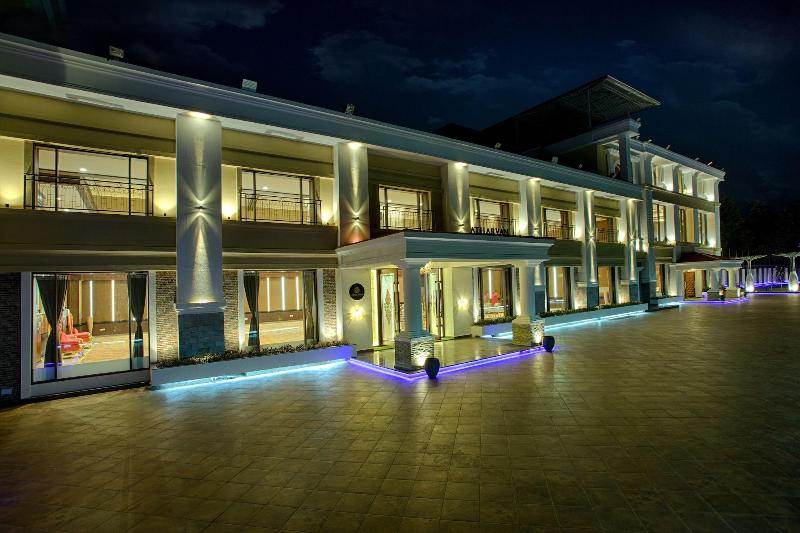 Photo of The Four Vedas Hotel & Resort, 4-star hotel in Siliguri
