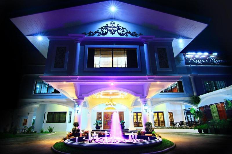 Photo of Kapis Mansions Hotel, 3-star hotel in Roxas City