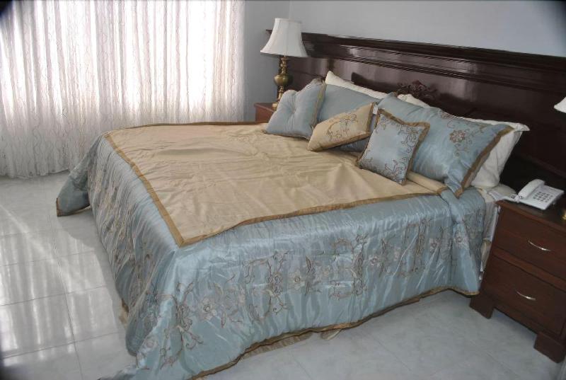 Photo of Kapis Mansions Hotel, 3-star hotel in Roxas City